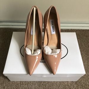 NWB Steve Madden Daisie Pumps
